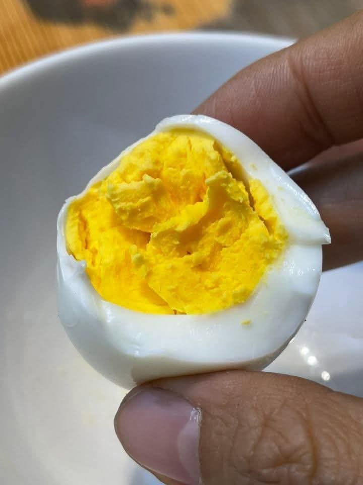 😱 Doctors reveal that eating eggs causes in…